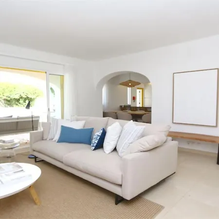 Chez Lee, 219 Aldeia Do Golf-cleverdetails - Sleeps 6, Quiet Area *