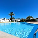 Villa Chez Lee, 219 Aldeia Do Golf-cleverdetails - Sleeps 6, Quiet Area *